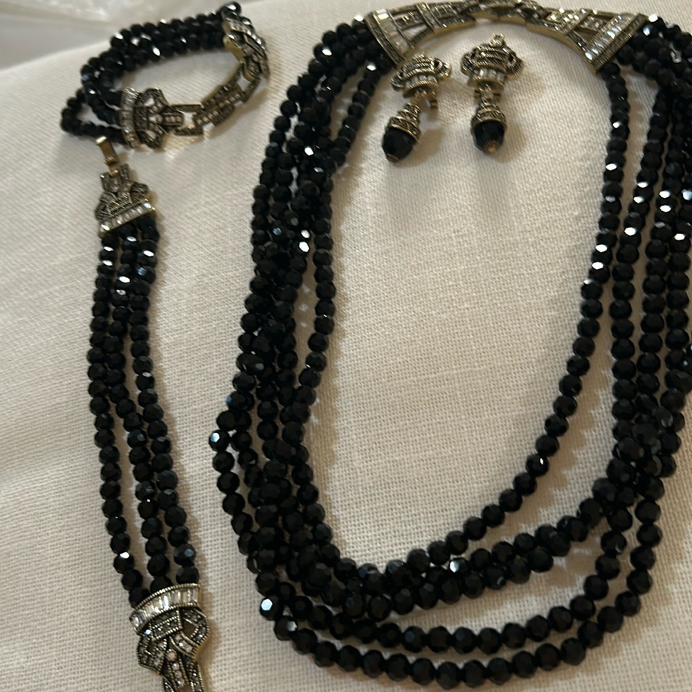 Heidi daus necklace two bracelets in post earrings